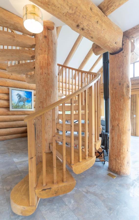 Wild Nurture Eco Luxury Offgrid Log Cabin 포트 윌리엄 외부 사진