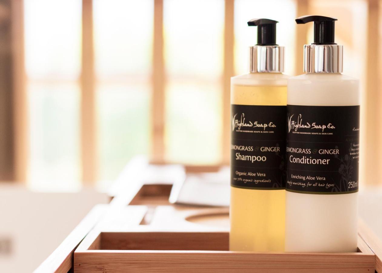 Wild Nurture Eco Luxury Offgrid Log Cabin 포트 윌리엄 외부 사진