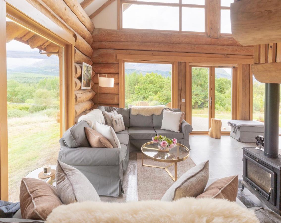 Wild Nurture Eco Luxury Offgrid Log Cabin 포트 윌리엄 외부 사진