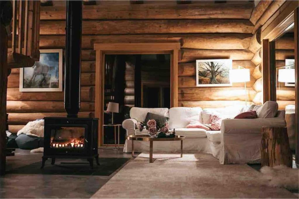 Wild Nurture Eco Luxury Offgrid Log Cabin 포트 윌리엄 외부 사진