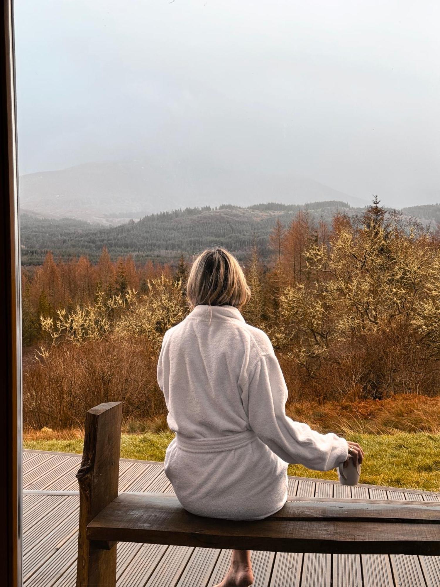 Wild Nurture Eco Luxury Offgrid Log Cabin 포트 윌리엄 외부 사진